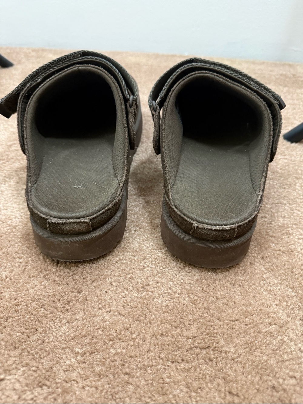 Ugg clogs - Picture 5 of 6